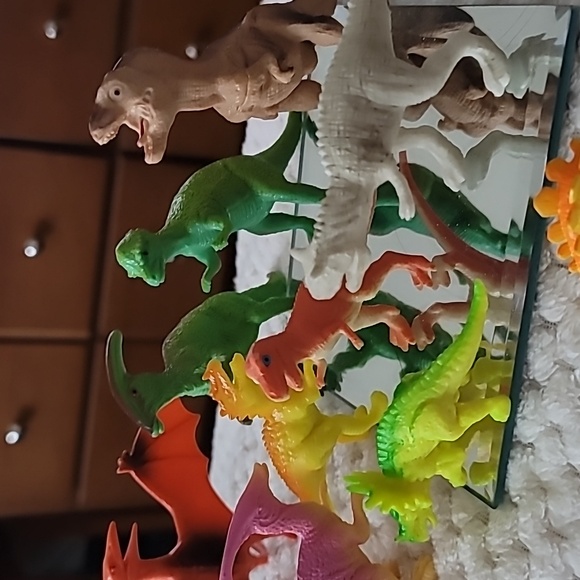 Lot Of 11 Medium Colourful Dinosaur Toys - Picture 3 of 6